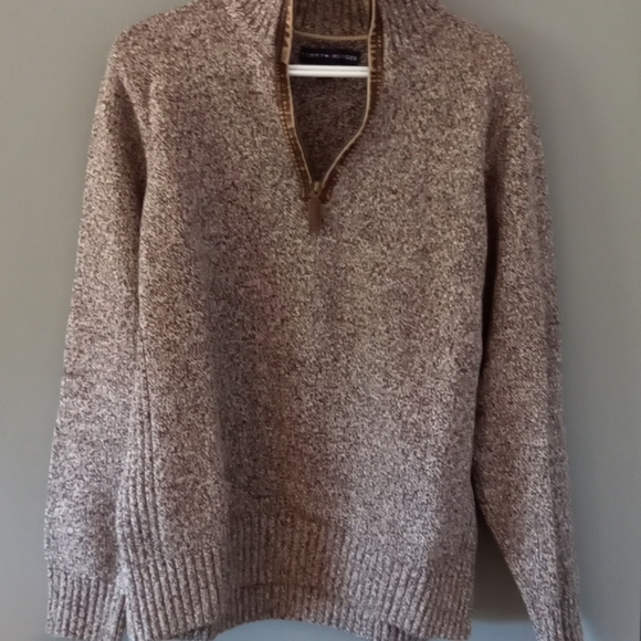Tommy Hilfiger Other - ⚡SALE⚡Tommy Hilfiger sweater  distressed collar